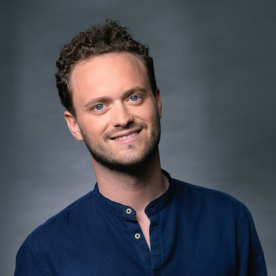 Arnaud Erard – Lucius Group Arnaud Erard - Lucius Group